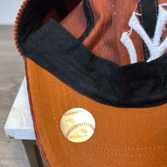 New York Yankees Rust Corduroy Hat - Picture 5 of 5
